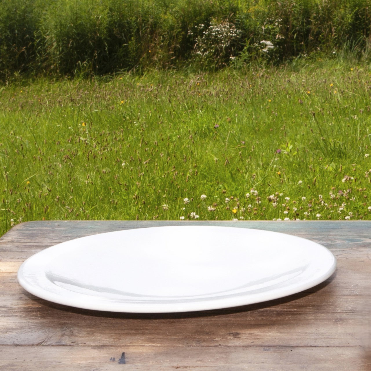 Serving plates and bowls