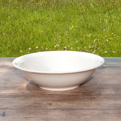 Serving plates and bowls