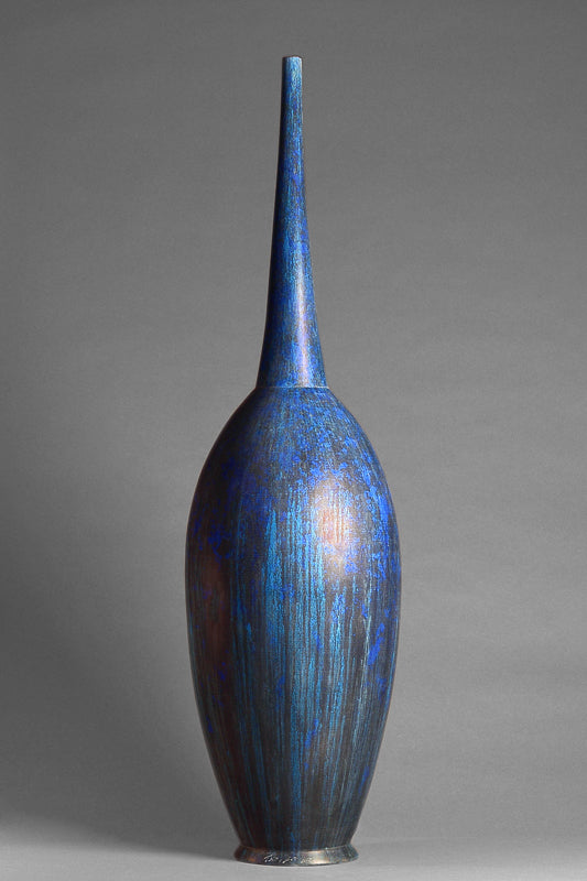Neoclassical ovoidal flute Bleu de mer aqua